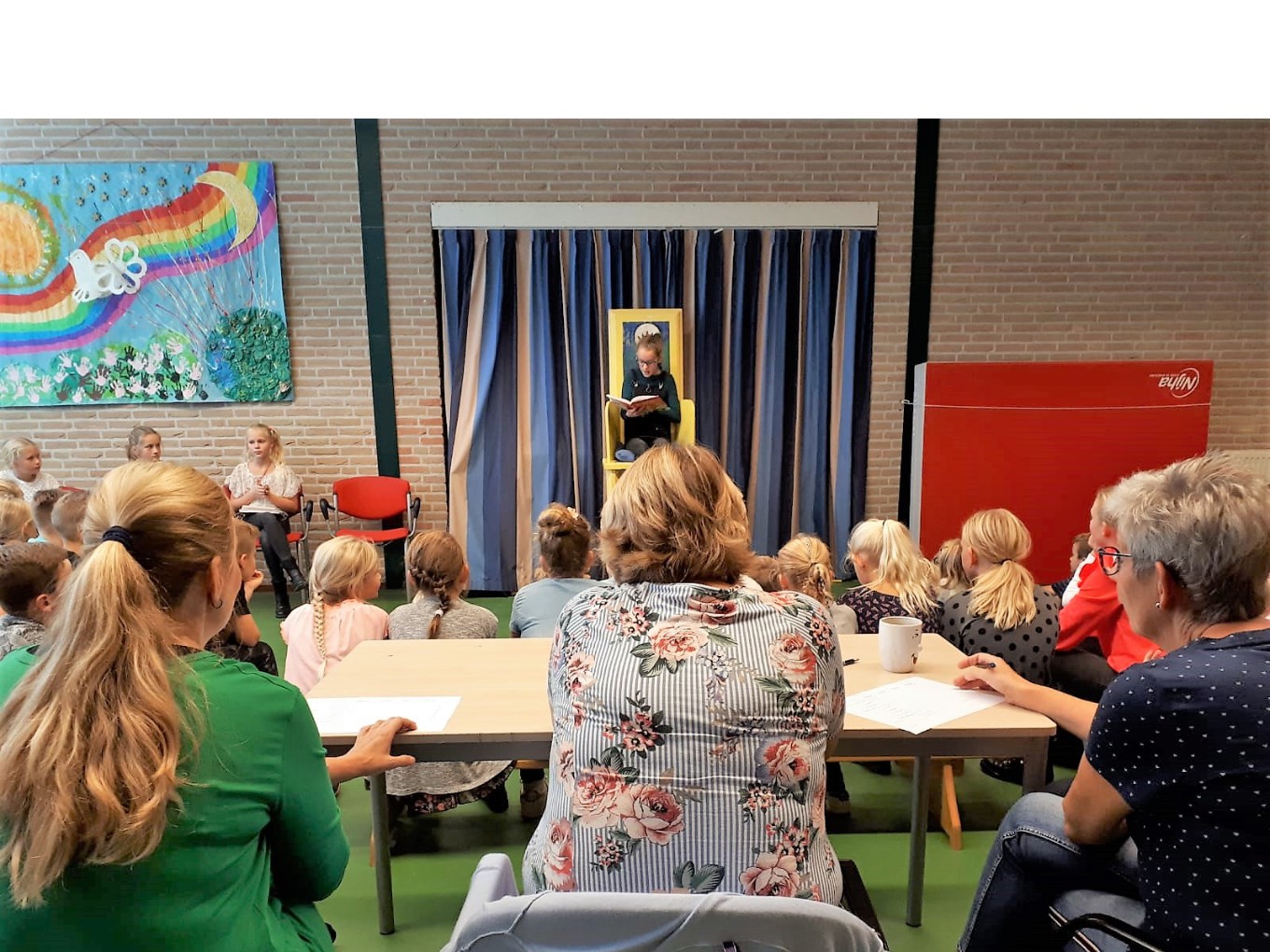 Spannende finale voorleeswedstrijd De Wegwijzer
