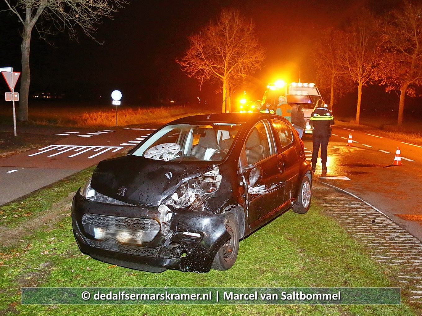 Aanrijding op de kruising Westeinde-Ebbenweg in Nieuwleusen