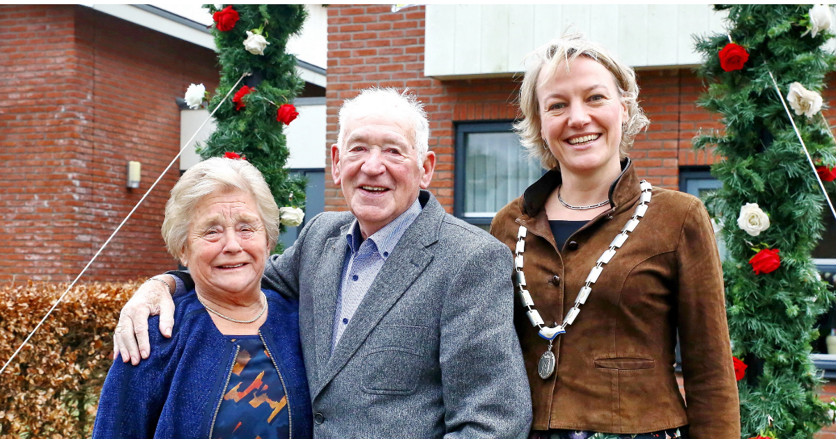 Bruidspaar Vrieling fietst al 60 jaar samen op