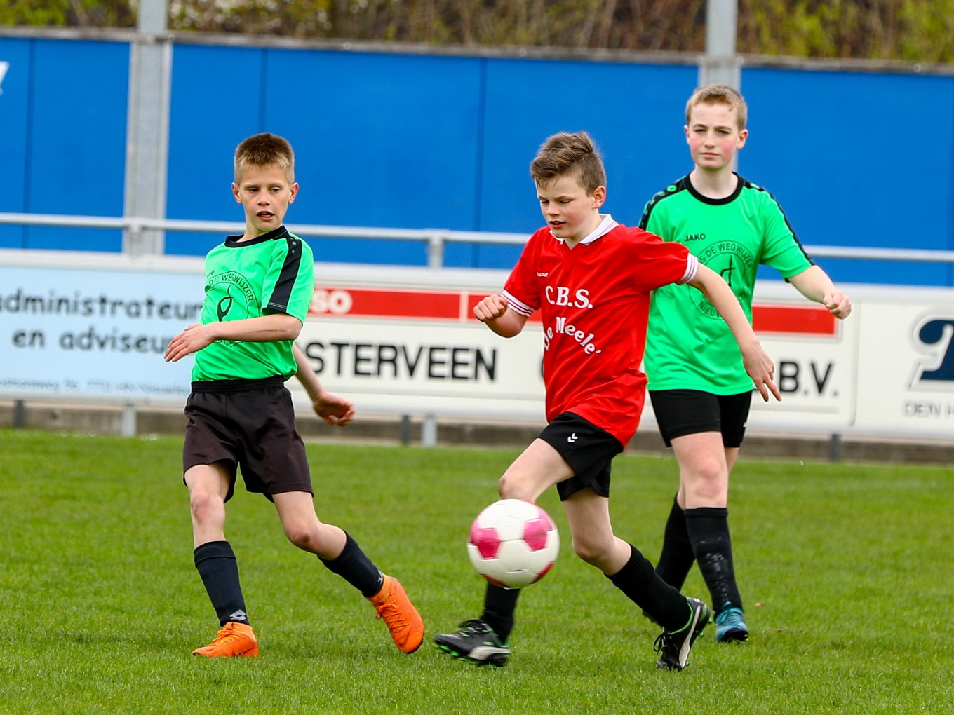 Zaaier en Wegwijzer kampioen bij schoolvoetbal