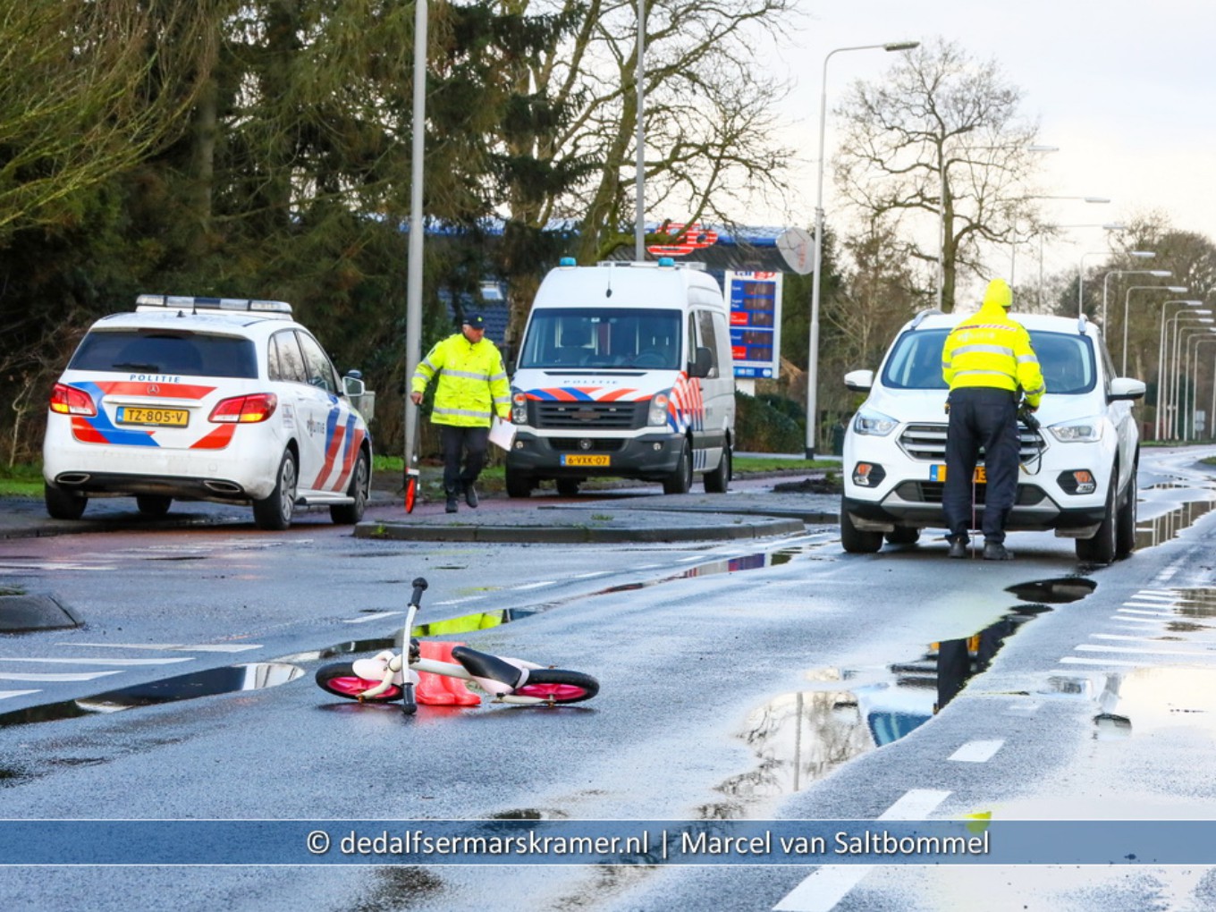 Peuter geschept bij oversteek N377 Den-Hulst Nieuwleusen
