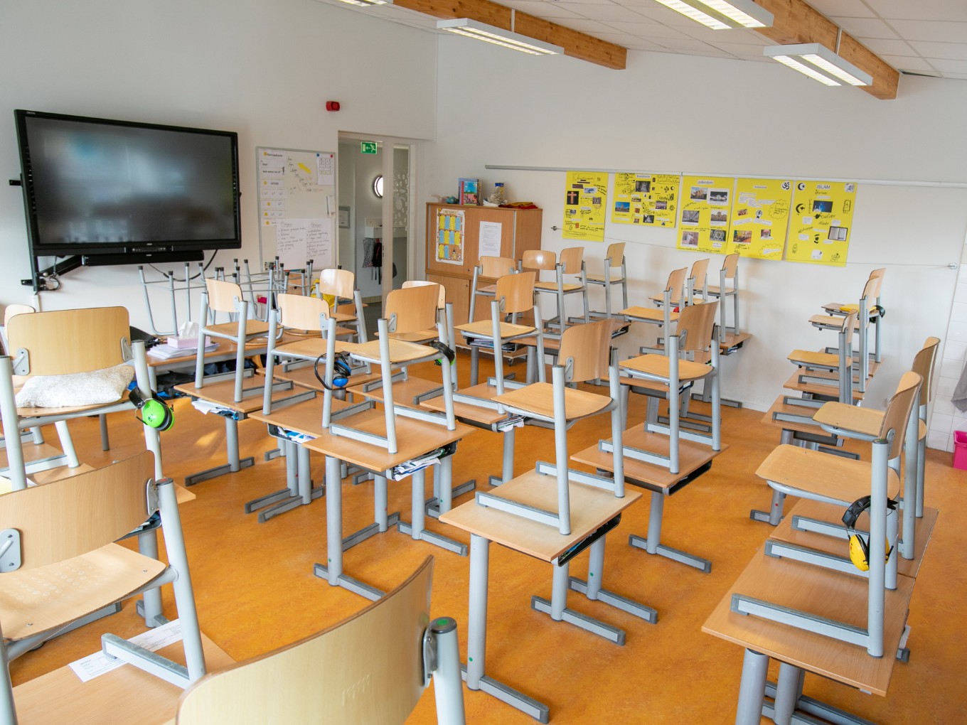 Kabinet scherpt maatregelen aan tegen verspreiding coronavirus