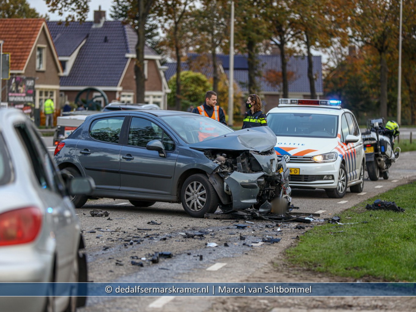Frontale aanrijding op parallelweg N340 Oudleusen