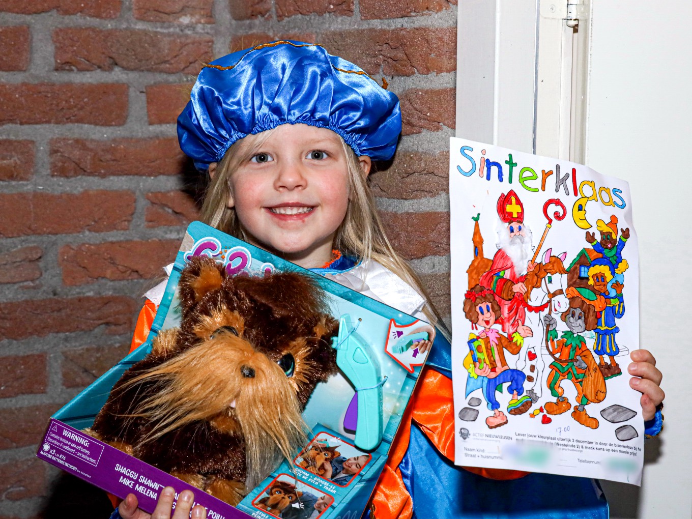 Sinterklaas verrast winnaars van de kleurwedstrijd