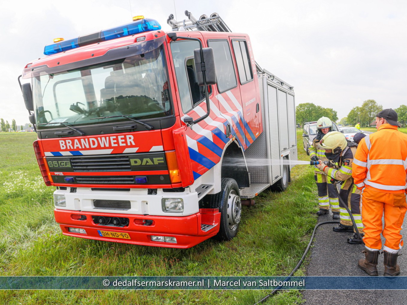 Brandweer blust brandweervoertuig N348 Lemelerveld