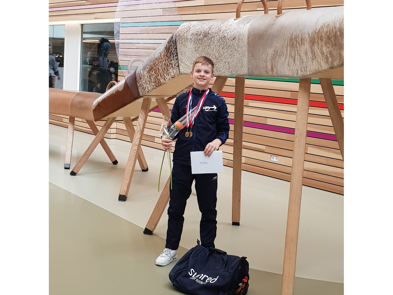 Dubbel goud voor turner Noah Dijkman uit Nieuwleusen