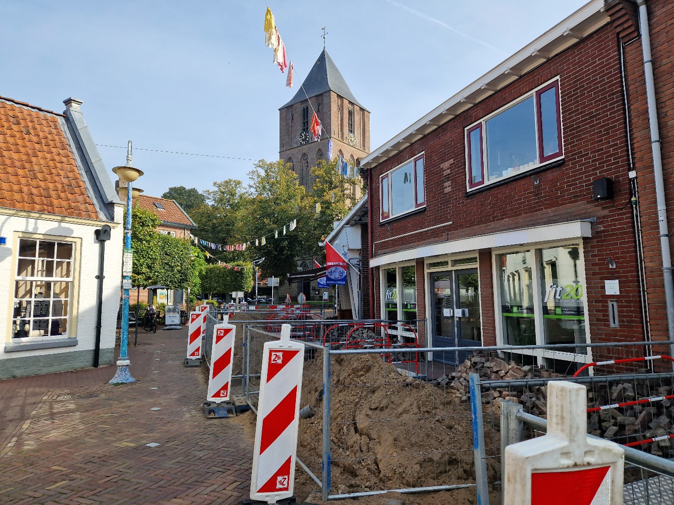 Weekmarkt Dalfsen vanaf 2 november tijdelijk bij RK-kerk
