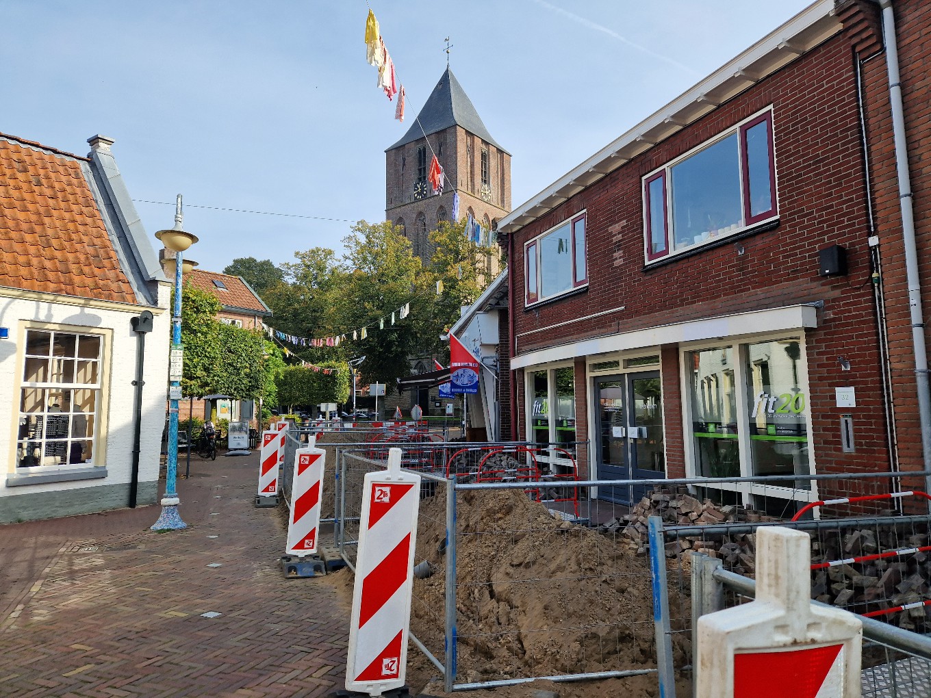 Weekmarkt Dalfsen vanaf 2 november tijdelijk bij RK-kerk