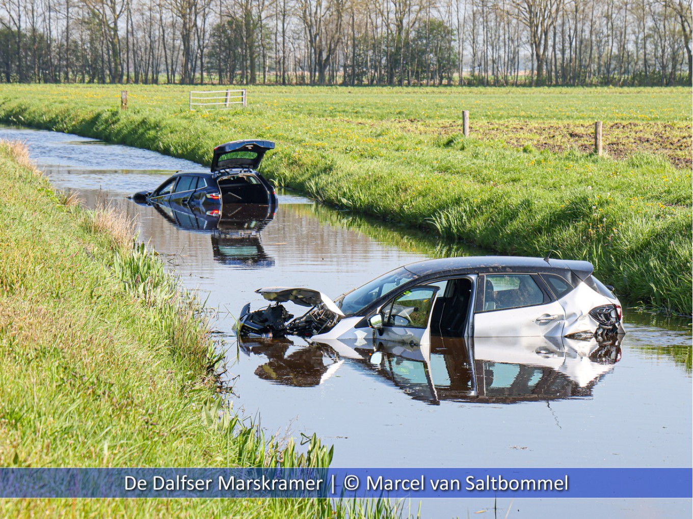 Auto's te water A28 Rouveen