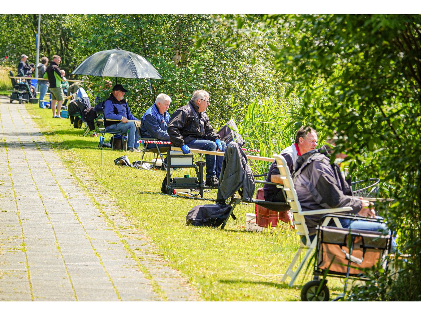 Voor het eerst ‘panlatvissen’ bij De Voorn in Nieuwleusen