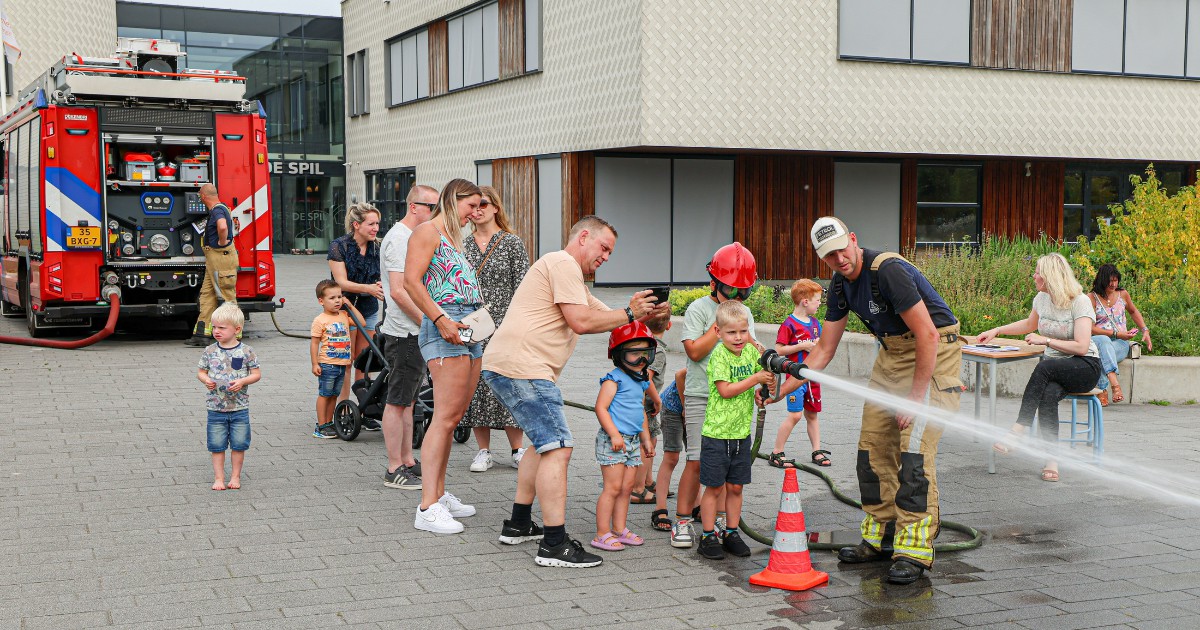 Zonnig zomerfeest op De Tweemaster in Nieuwleusen