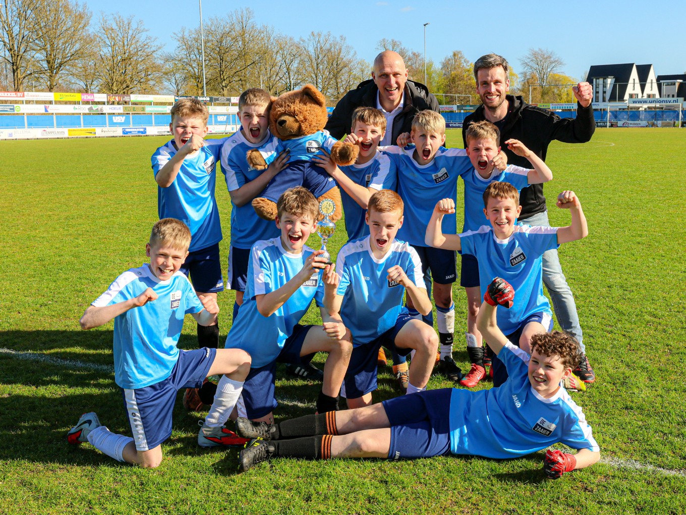 Tweemaster en Zaaier winnaars schoolvoetbal Nieuwleusen