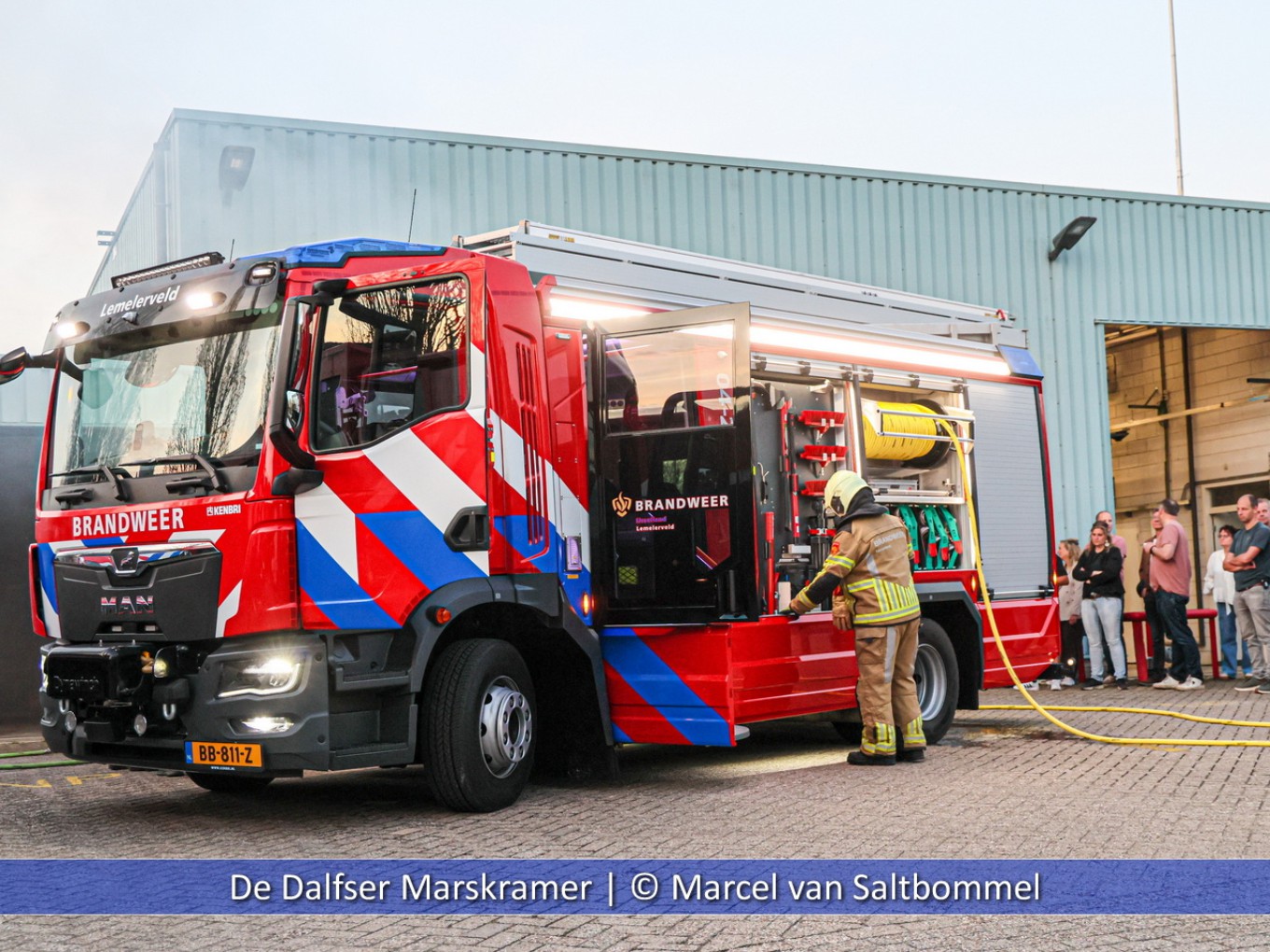 Nieuwe tankautospuit voor brandweer Lemelerveld