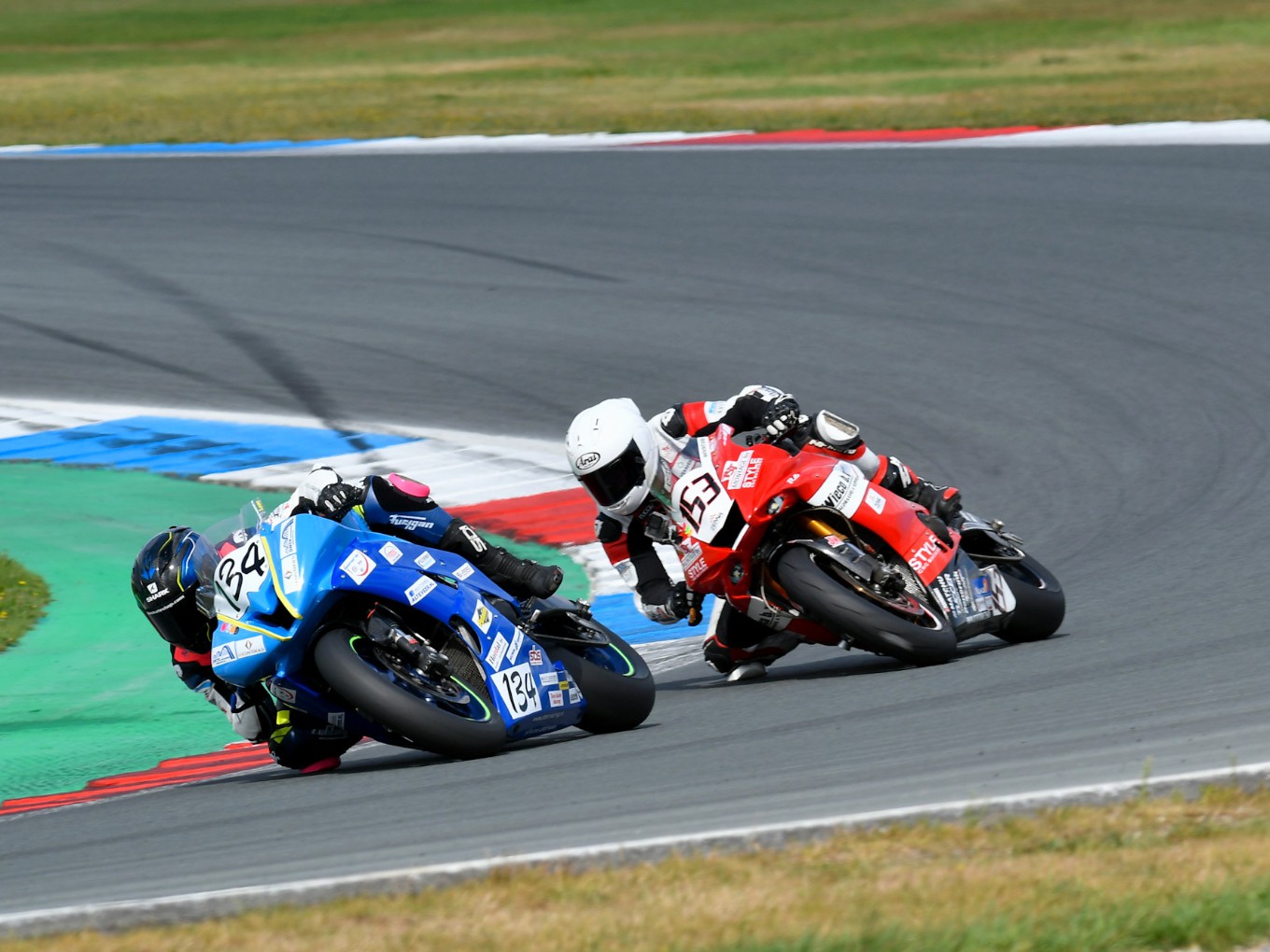 Leon Stolte verbetert persoonlijk snelste rondetijd op Assen