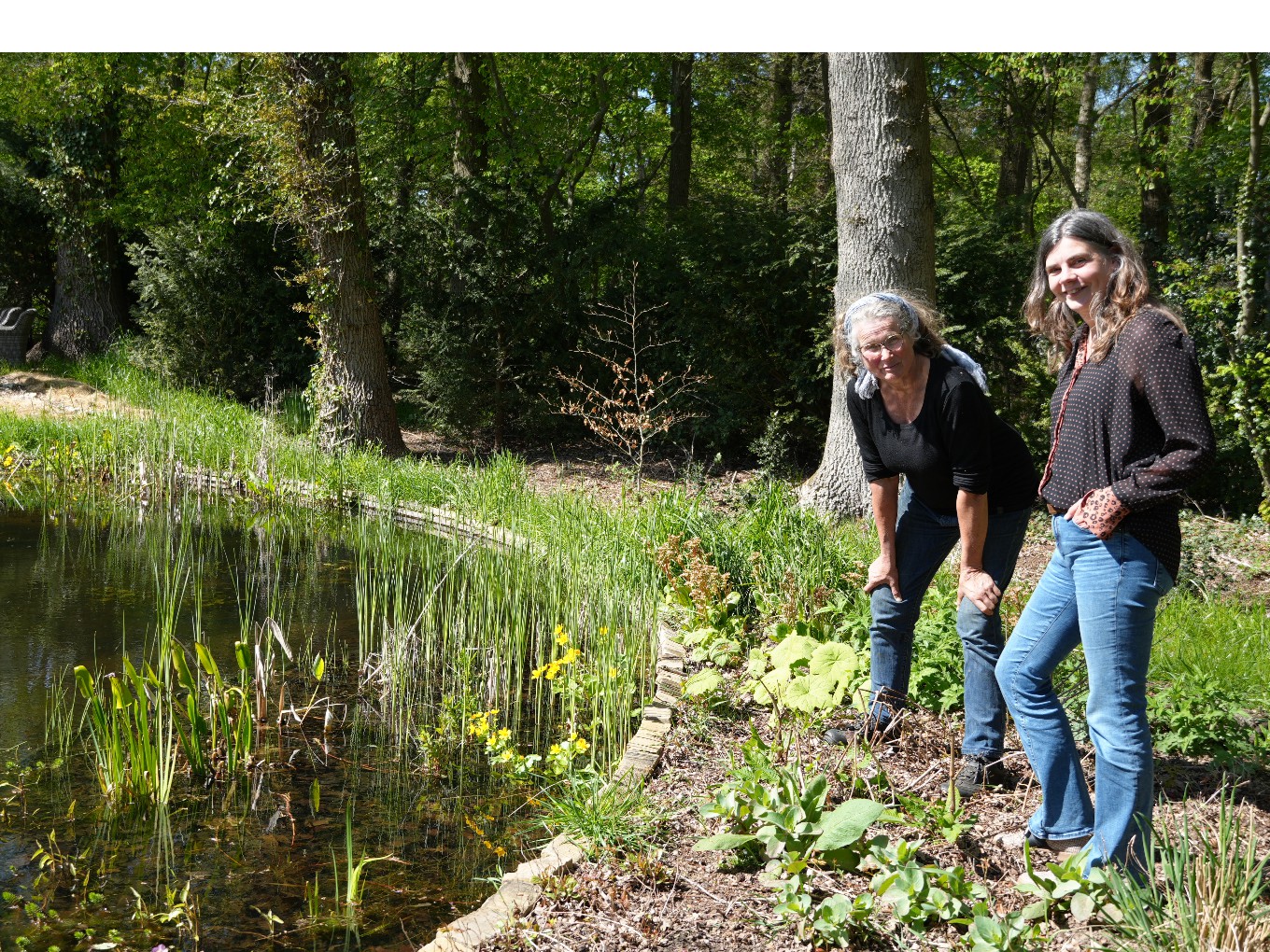 Jeanette Schipper (links) en Mirjam de Kunder van Verbonden Grond.