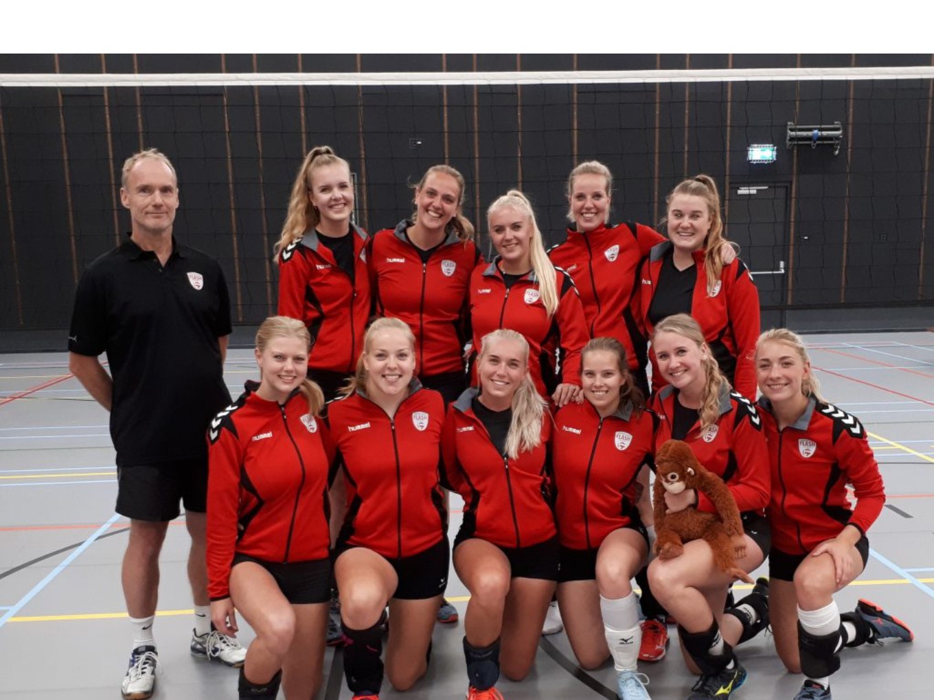 Volleybalvereniging Flash Nieuwleusen verrast Assen