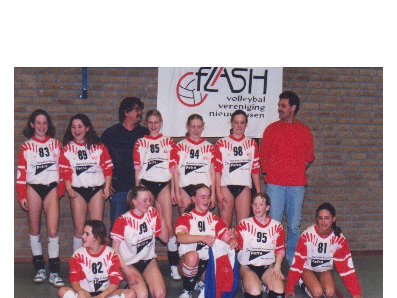 Volleybalvereniging Flash Nieuwleusen zoekt ‘oud’ (beeld)materiaal