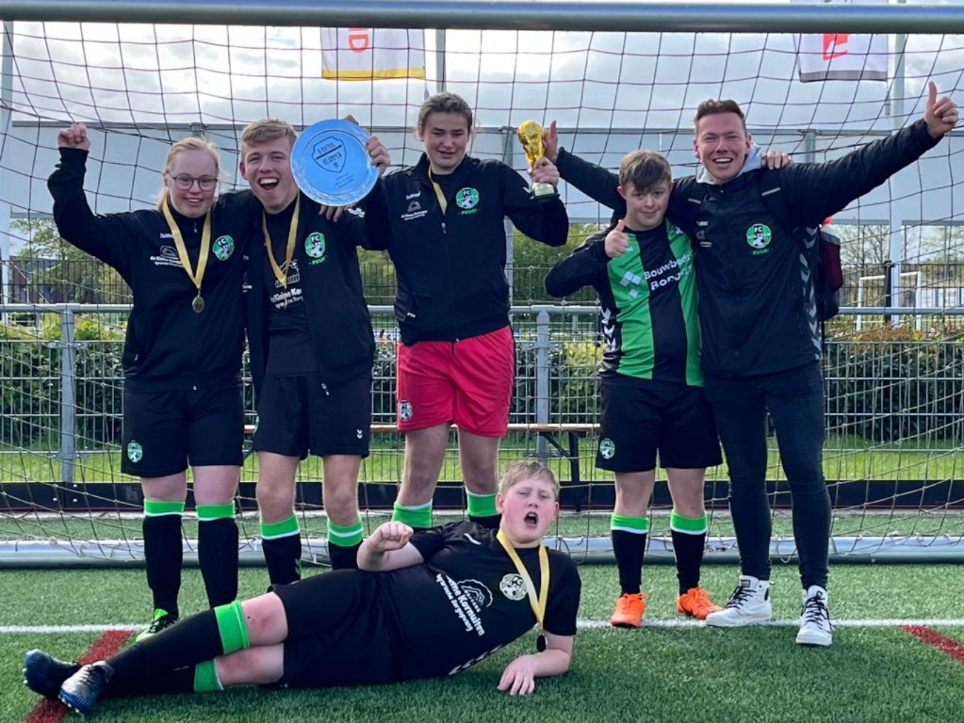 Team Puur van FC Dalfsen wint G-Voetbaltoernooi in Ommen