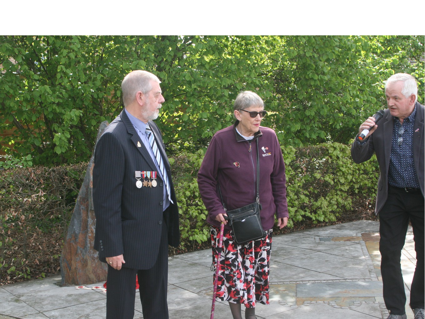 Herdenking bij het oorlogsmonument in Oudleusen