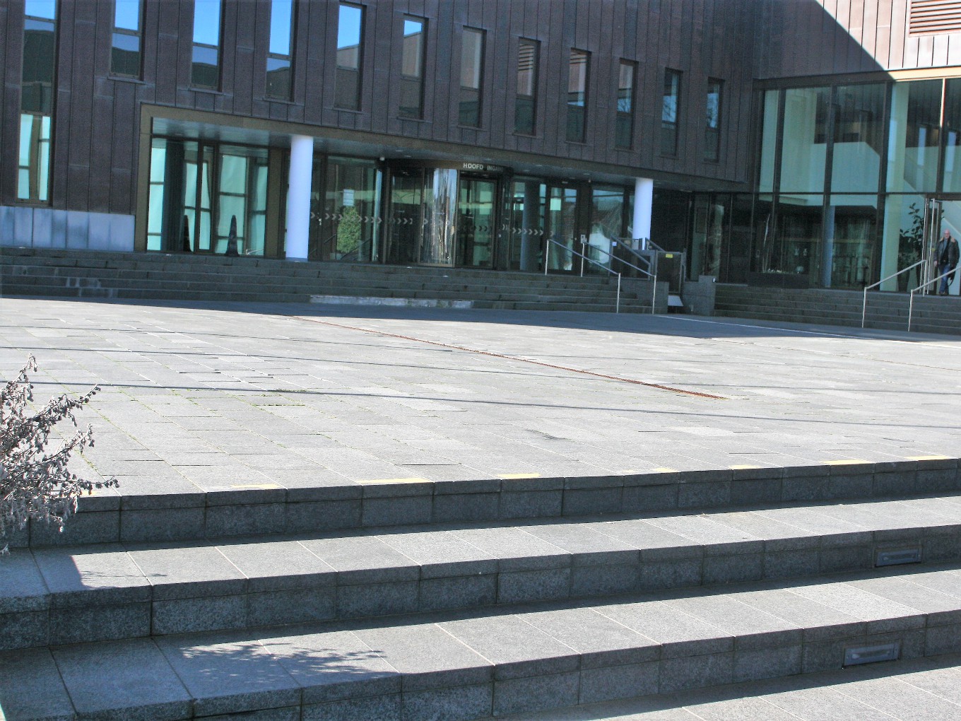 Toegankelijkheid gemeentehuis Dalfsen vergt nog meer tijd