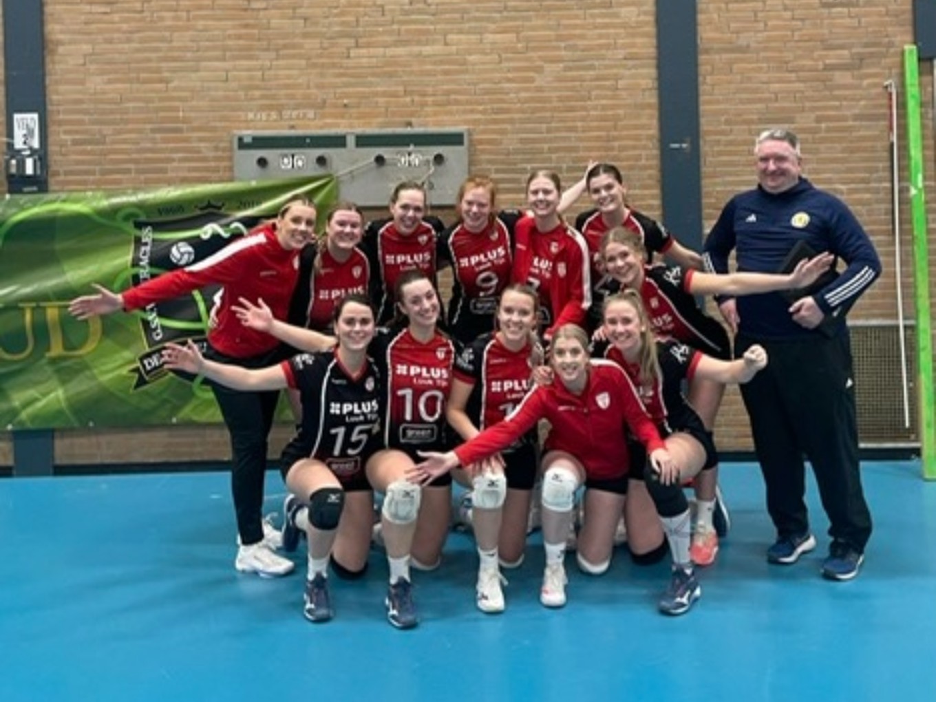 Flash dames 1 pakt winst in Groningen