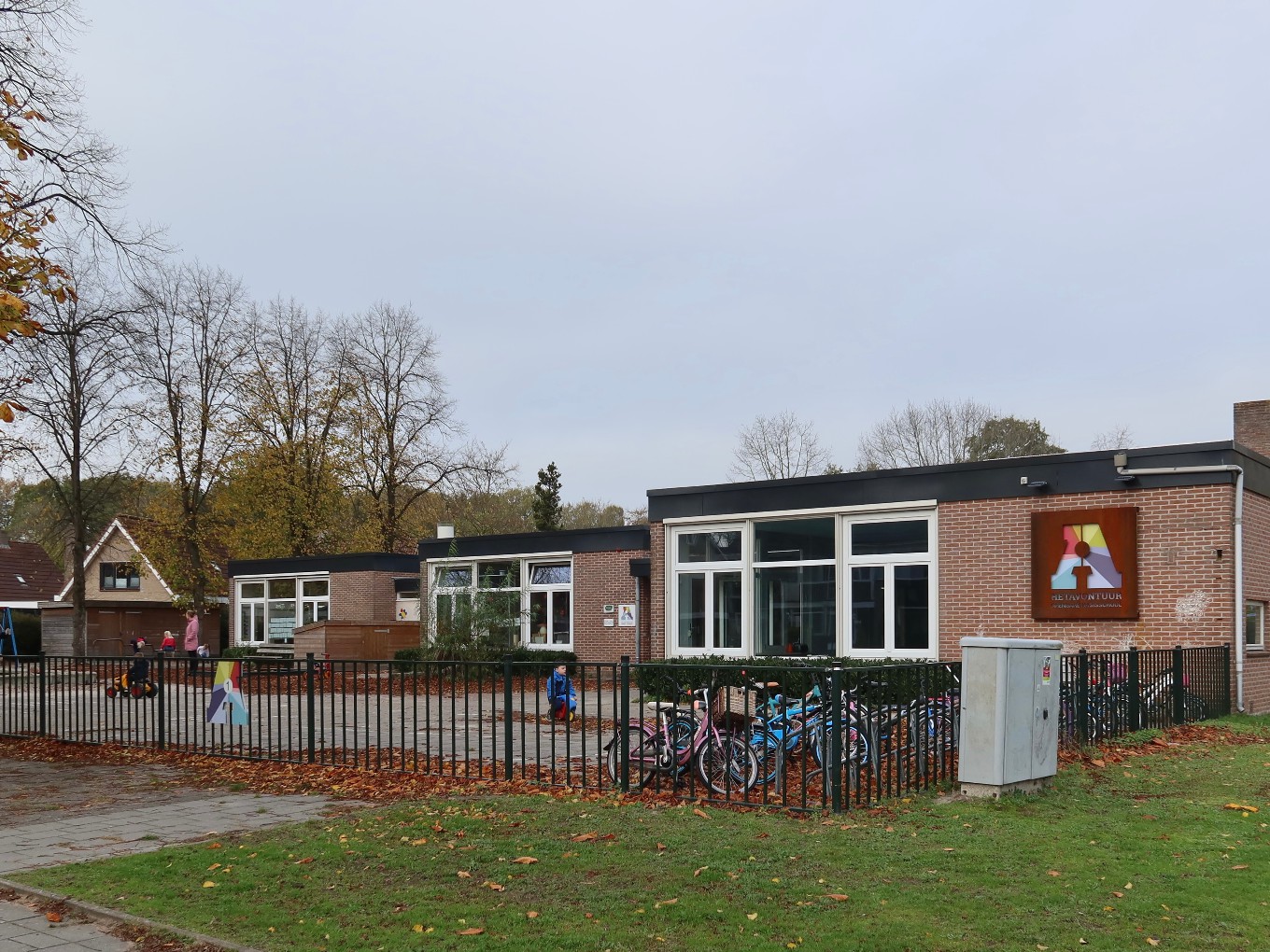 Onderzoek naar één nieuw schoolgebouw voor Het Avontuur en De Polhaar