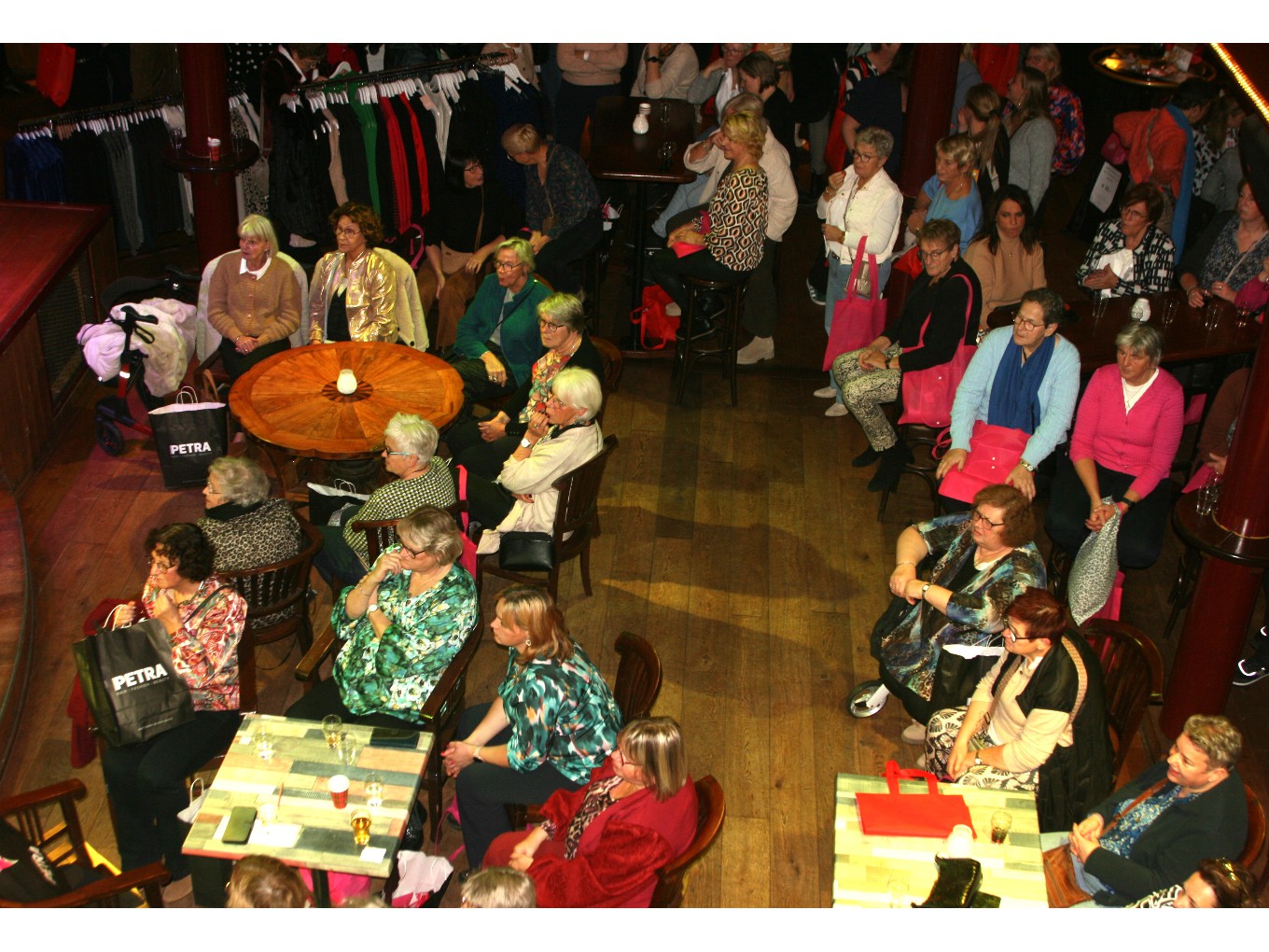 Veel belangstelling voor Ladies night Nieuwleusen