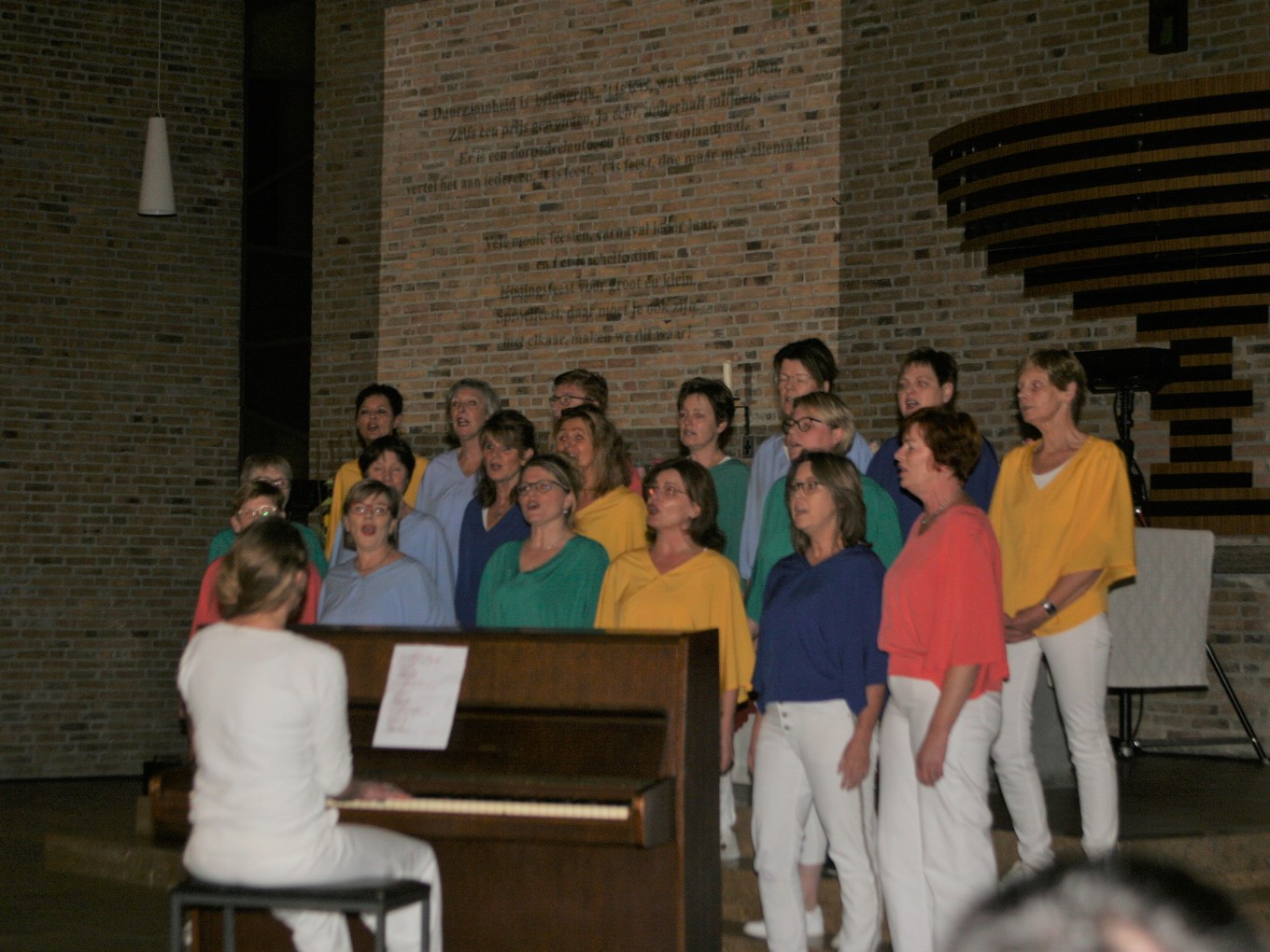 Openingsfeest Hoonhorst 250: van de kerk naar de kroeg