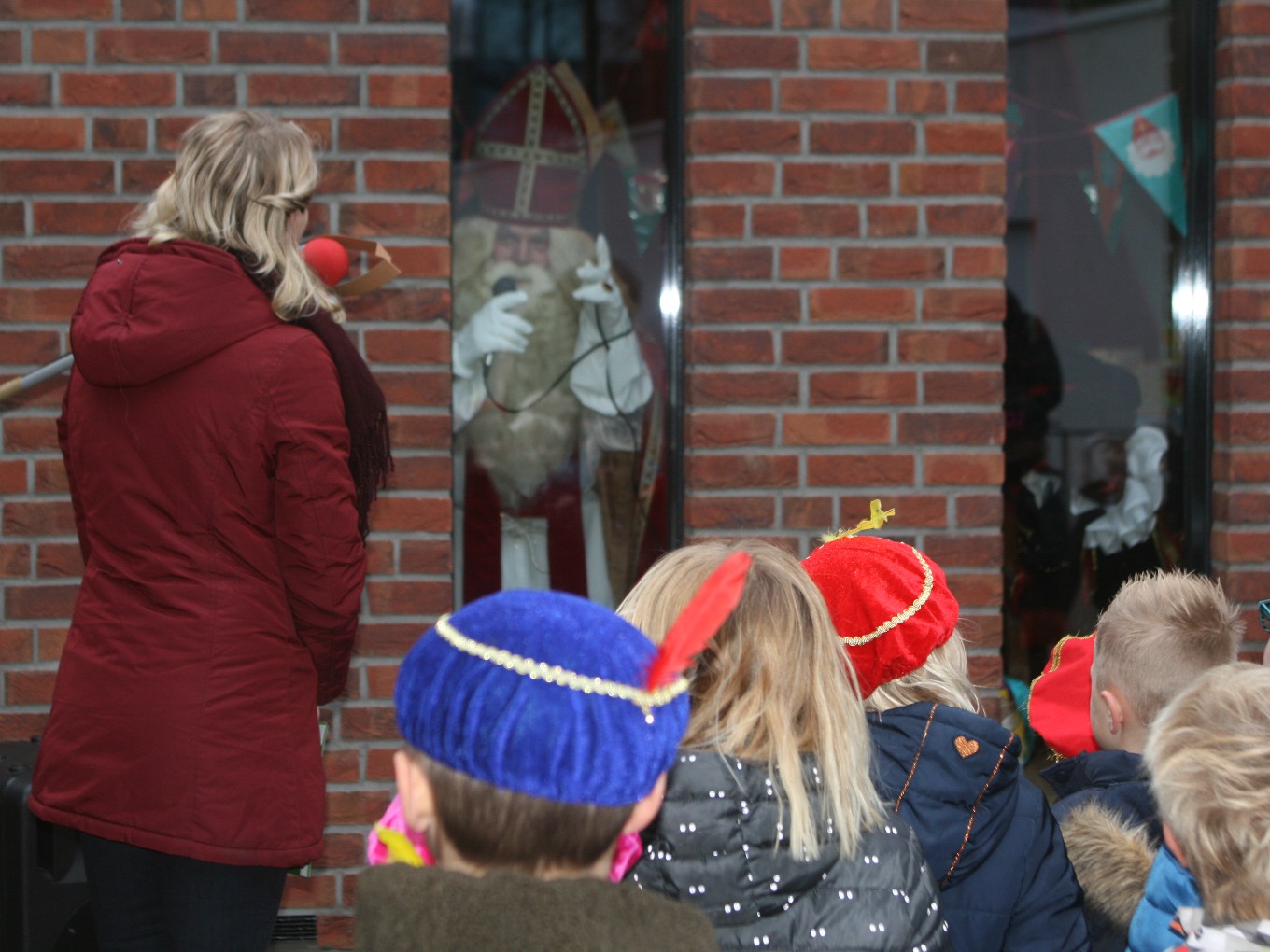 Sinterklaas neemt intrek in verbouwde kerk Oudleusen