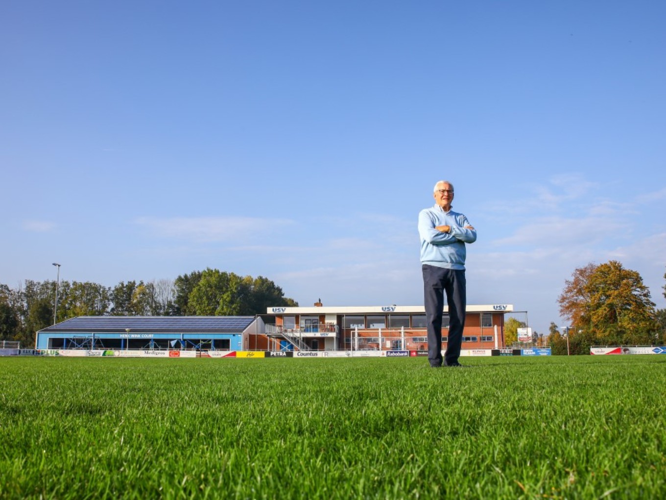 Jan Borgers 70 jaar lid van voetbalvereniging USV in Nieuwleusen