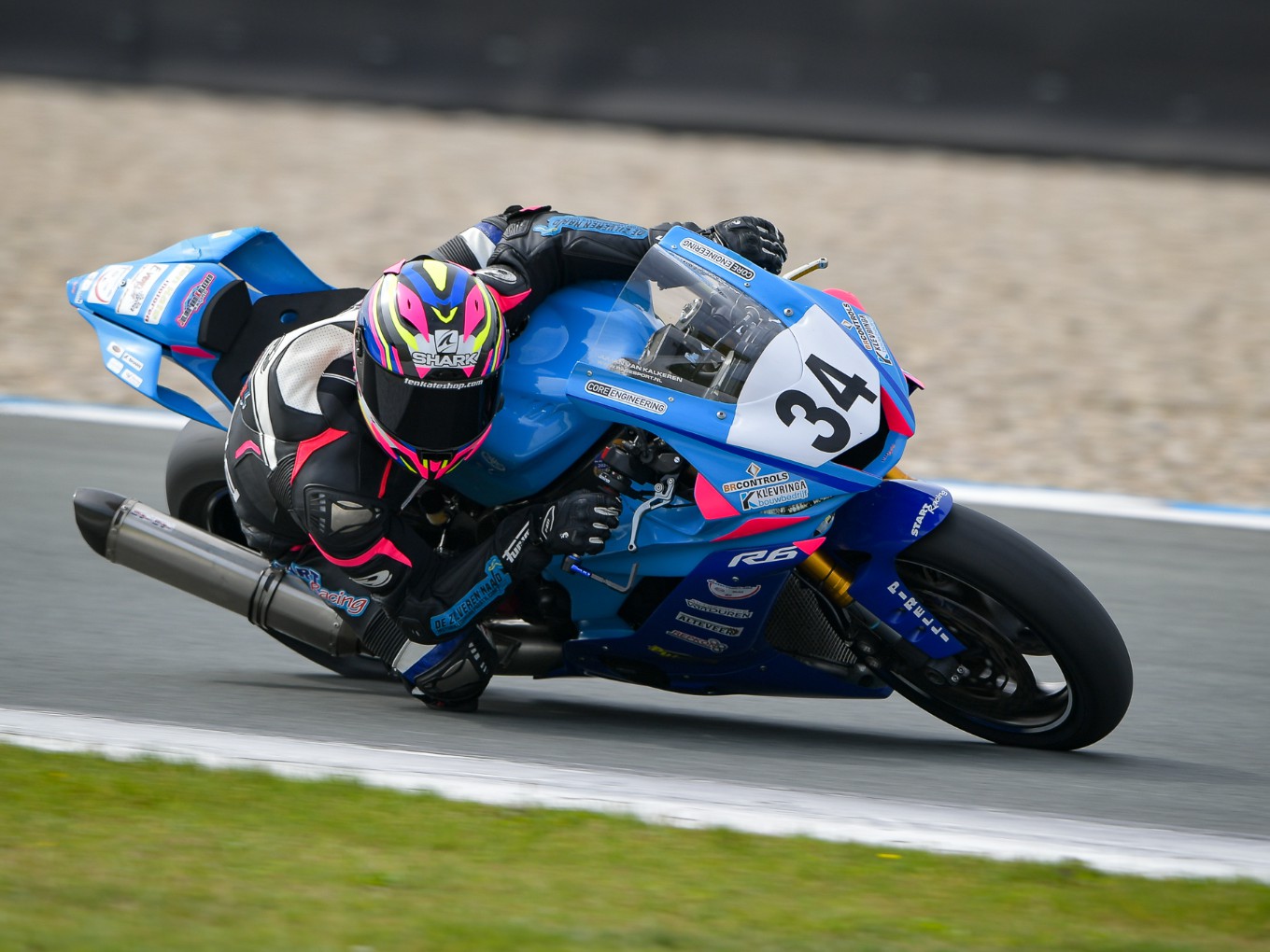 Solide race voor Julian van Kalkeren