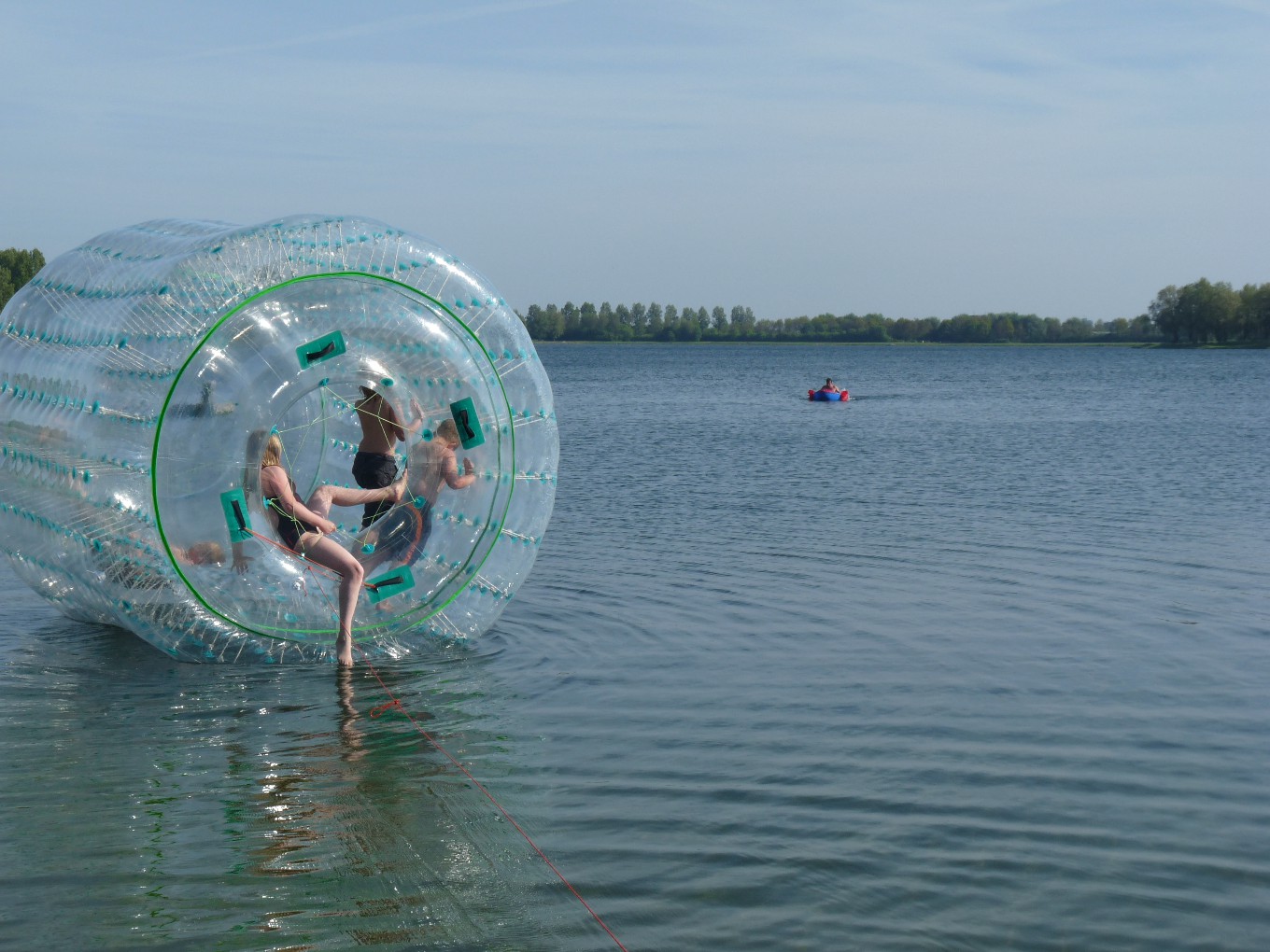 Zwembad Heidepark in Lemelerveld viert 90-jarig bestaan