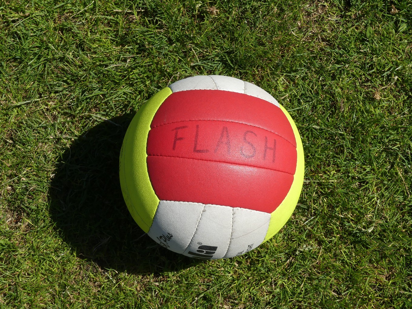 Jeugdteams Flash Nieuwleusen trainen buiten