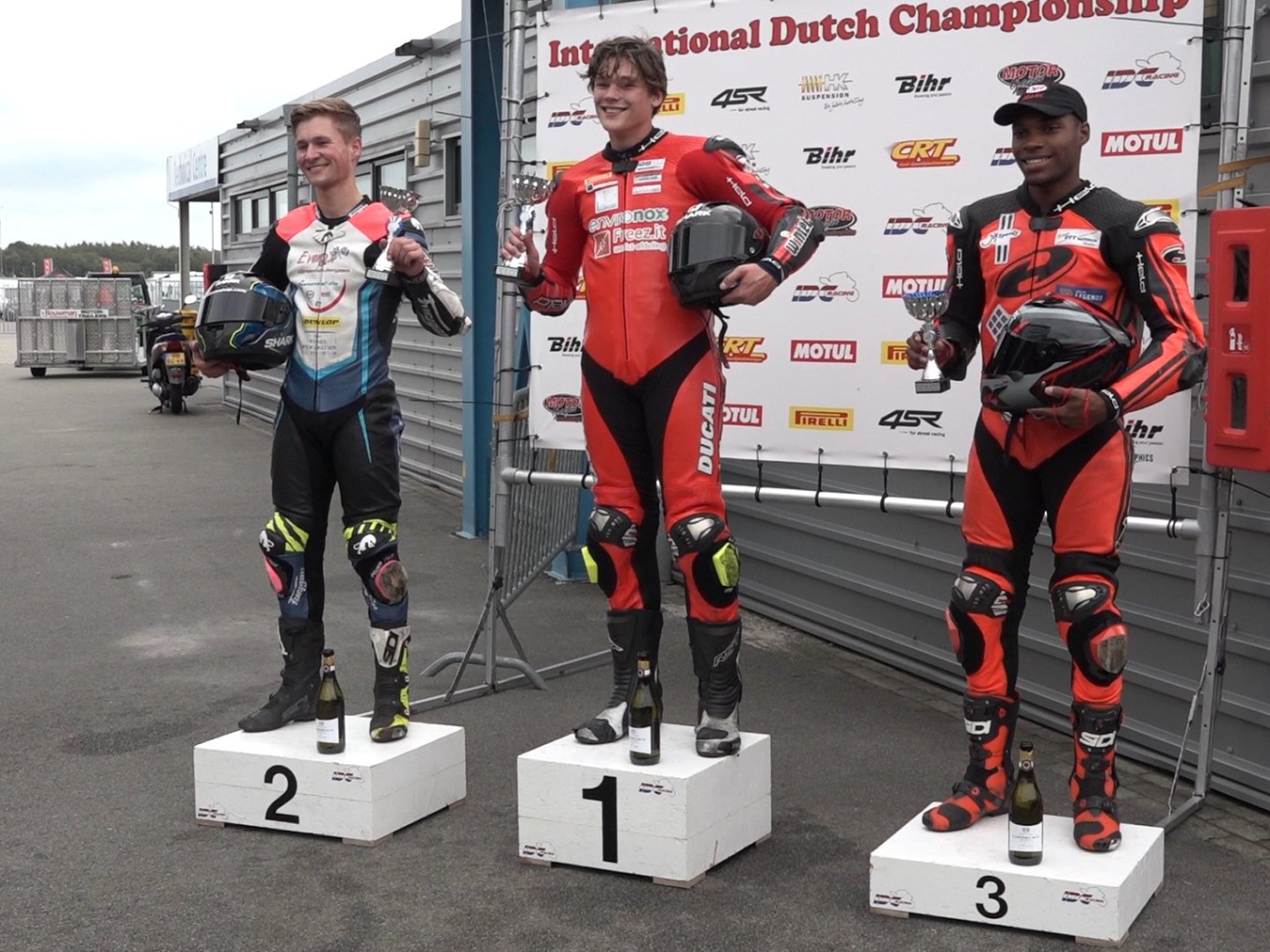 Leon Stolte tweede in laatste race van het seizoen