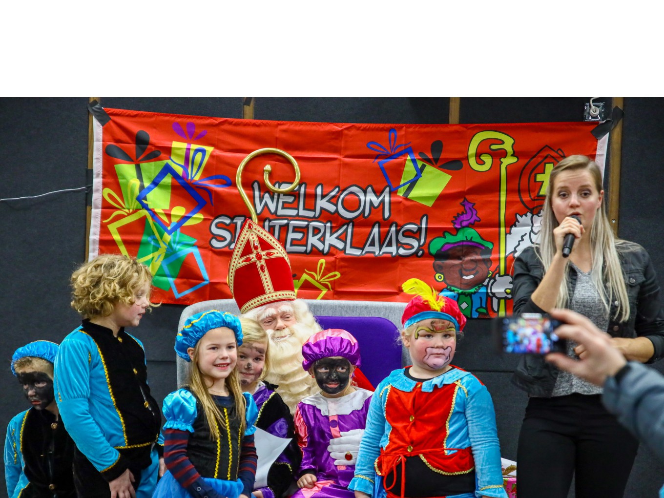 Sint Nicolaas feestelijk onthaald in Nieuwleusen