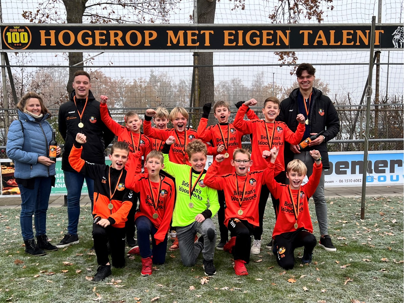 S.V. Nieuwleusen JO12-1 overtuigend kampioen